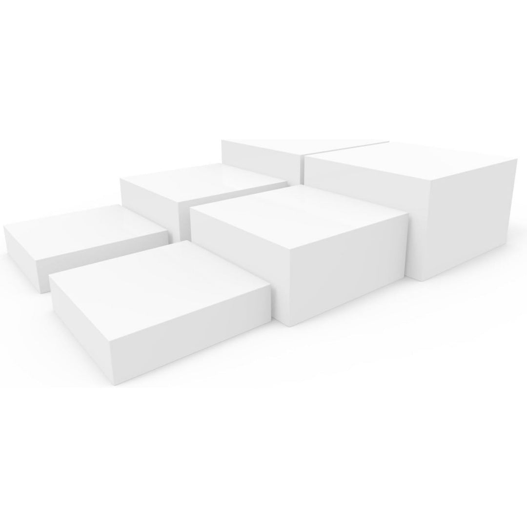 Eine stapelbare Form praegt die Gestaltung von dem Sideboard