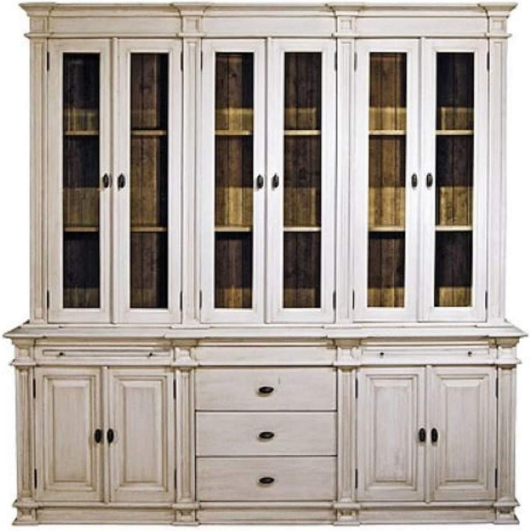 10 Tueren praegen das Sideboard