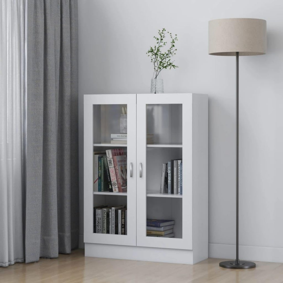 Geschlossener Stauraum an der Vitrine mit 82.5 x 30.5 x 115 cm
