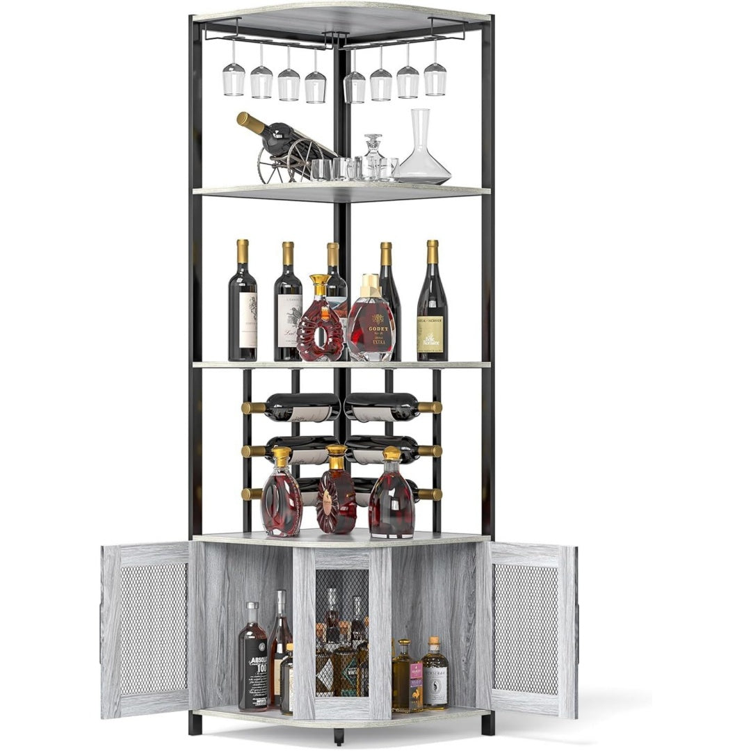 Sideboard mit offenen Ablagen und Flaschenablagen